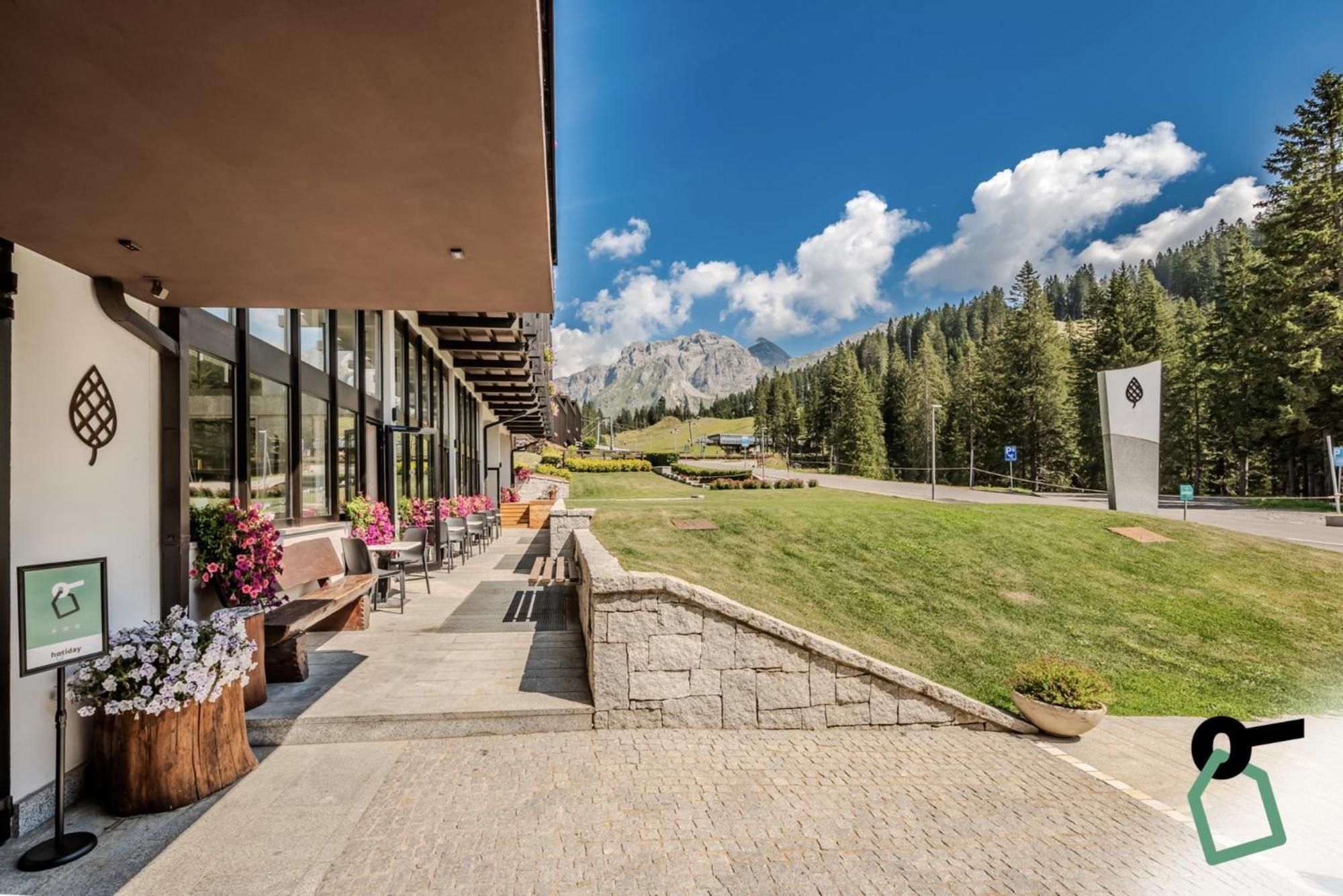 Hotel Hotiday Collection - Campiglio Groste 3*